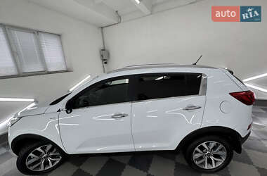 Внедорожник / Кроссовер Kia Sportage 2015 в 