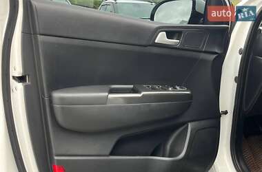 Внедорожник / Кроссовер Kia Sportage 2018 в 
