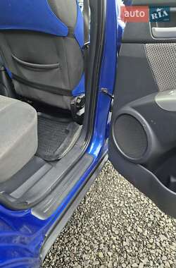 Внедорожник / Кроссовер Kia Sportage 2009 в 