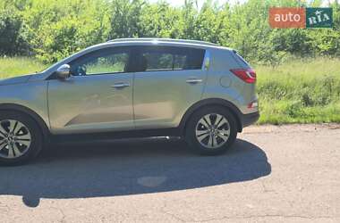 Позашляховик / Кросовер Kia Sportage 2012 в 