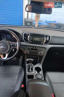 Внедорожник / Кроссовер Kia Sportage 2017 в 