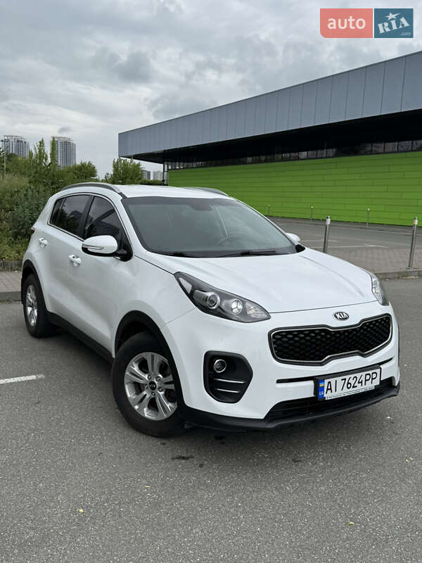 Внедорожник / Кроссовер Kia Sportage 2017 в Киеве
