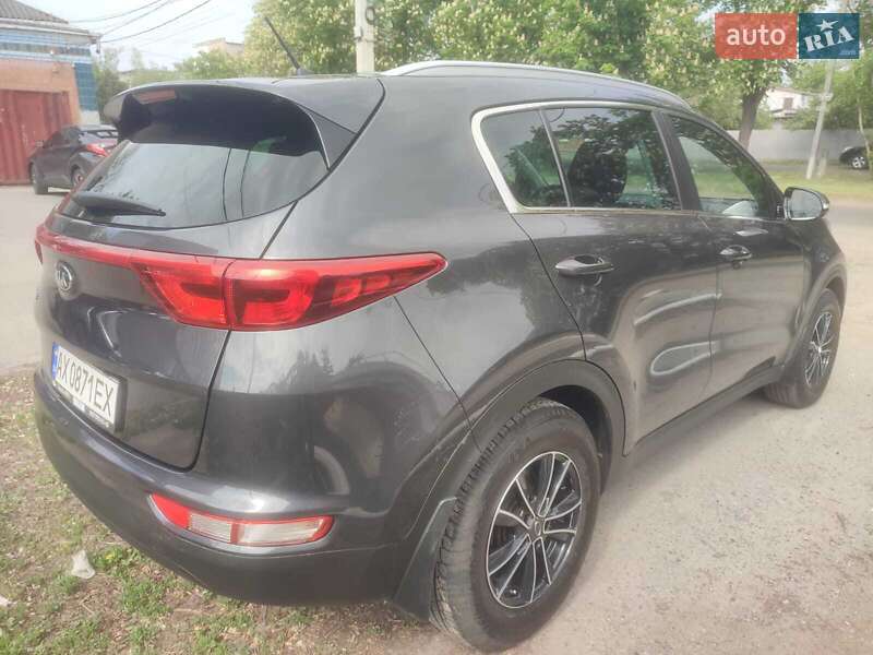 Внедорожник / Кроссовер Kia Sportage 2017 в 