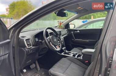 Внедорожник / Кроссовер Kia Sportage 2021 в 