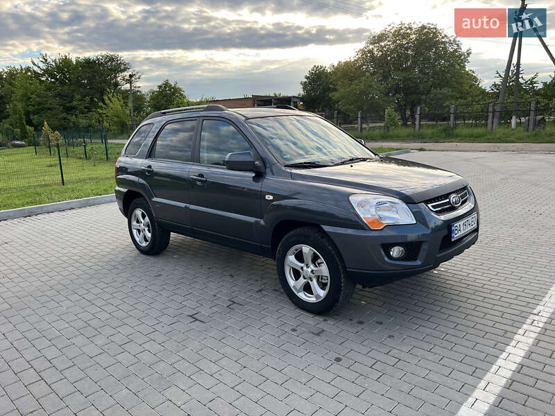 Внедорожник / Кроссовер Kia Sportage 2009 в Бершади