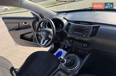 Внедорожник / Кроссовер Kia Sportage 2013 в 