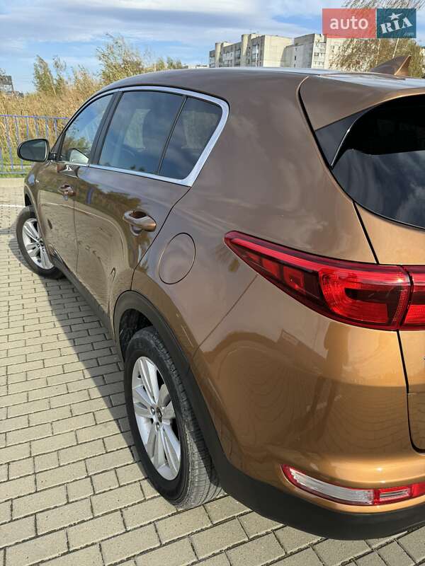Внедорожник / Кроссовер Kia Sportage 2017 в Львове