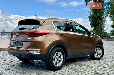 Позашляховик / Кросовер Kia Sportage 2017 в 