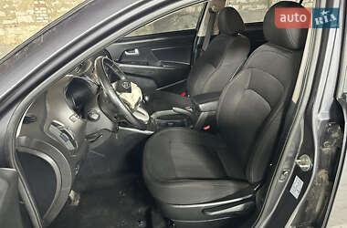Внедорожник / Кроссовер Kia Sportage 2013 в 