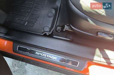 Внедорожник / Кроссовер Kia Sportage 2011 в 