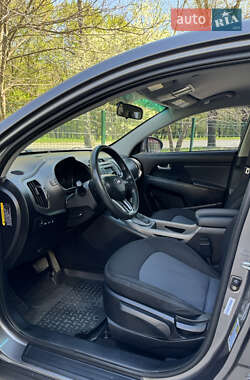 Внедорожник / Кроссовер Kia Sportage 2013 в 