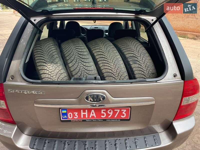 Внедорожник / Кроссовер Kia Sportage 2008 в Кривом Роге