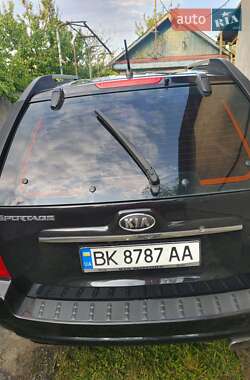Внедорожник / Кроссовер Kia Sportage 2007 в 