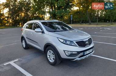 Позашляховик / Кросовер Kia Sportage 2012 в Миколаєві