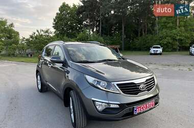 Внедорожник / Кроссовер Kia Sportage 2011 в 