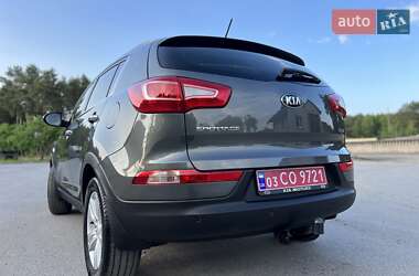 Внедорожник / Кроссовер Kia Sportage 2011 в 