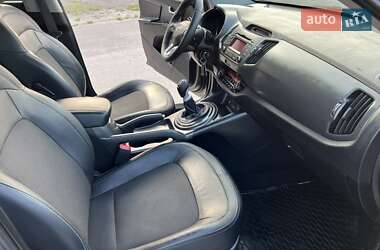 Внедорожник / Кроссовер Kia Sportage 2011 в 
