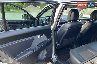 Внедорожник / Кроссовер Kia Sportage 2011 в 