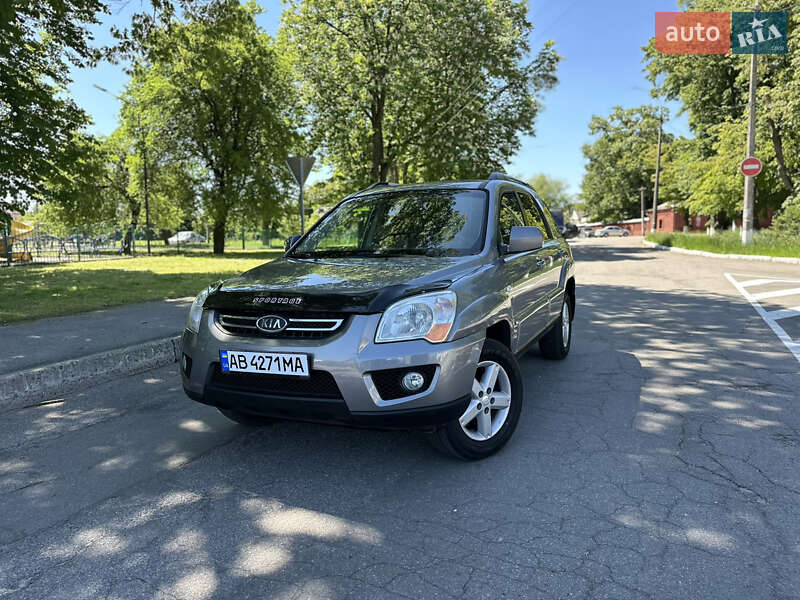 Позашляховик / Кросовер Kia Sportage 2009 в Вінниці