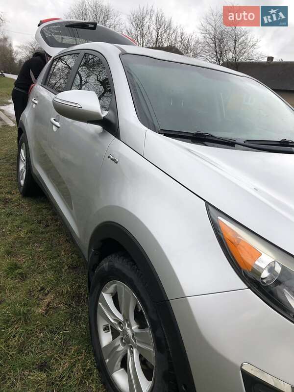 Позашляховик / Кросовер Kia Sportage 2013 в Львові