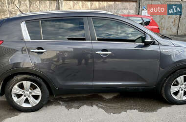Позашляховик / Кросовер Kia Sportage 2012 в 