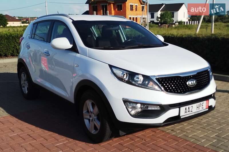Внедорожник / Кроссовер Kia Sportage 2015 в Хусте