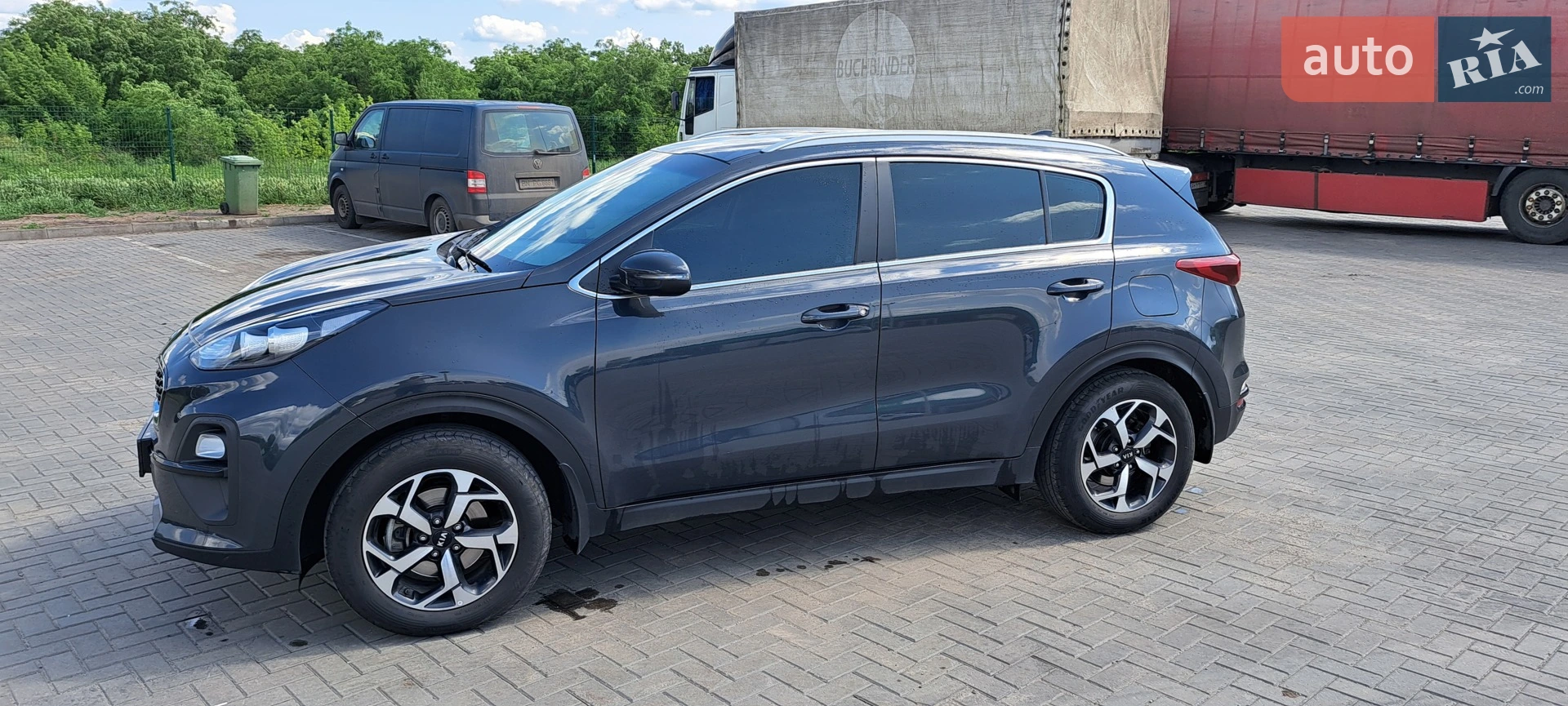 Kia Sportage 2021 VIN U5YPG814AML128295 фото оголошення 2 з 18