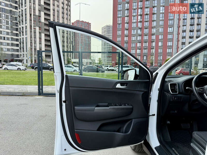 Внедорожник / Кроссовер Kia Sportage 2019 в Киеве