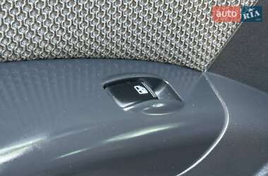Позашляховик / Кросовер Kia Sportage 2008 в 