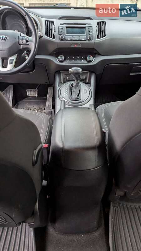 Внедорожник / Кроссовер Kia Sportage 2012 в Калуше