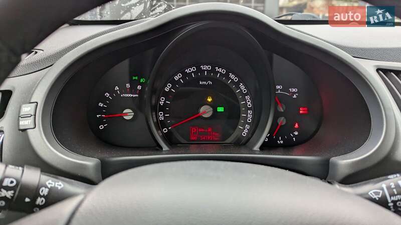 Внедорожник / Кроссовер Kia Sportage 2012 в Калуше