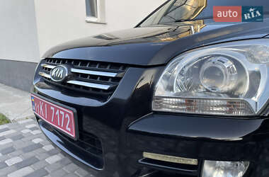Внедорожник / Кроссовер Kia Sportage 2007 в 