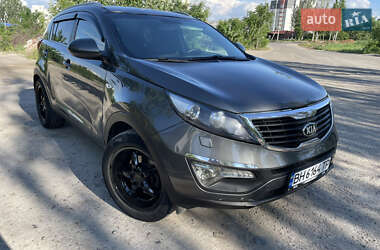 Позашляховик / Кросовер Kia Sportage 2012 в Миколаєві