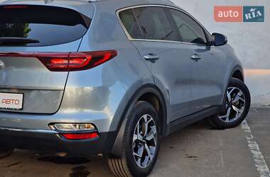 Позашляховик / Кросовер Kia Sportage 2021 в 