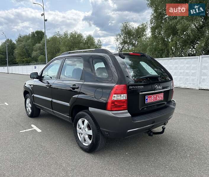 Позашляховик / Кросовер Kia Sportage 2006 в Броварах