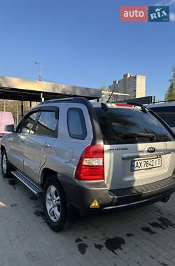 Внедорожник / Кроссовер Kia Sportage 2006 в 