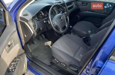 Внедорожник / Кроссовер Kia Sportage 2006 в 