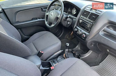 Внедорожник / Кроссовер Kia Sportage 2006 в 