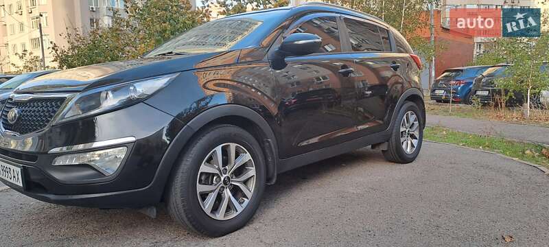 Внедорожник / Кроссовер Kia Sportage 2014 в Киеве