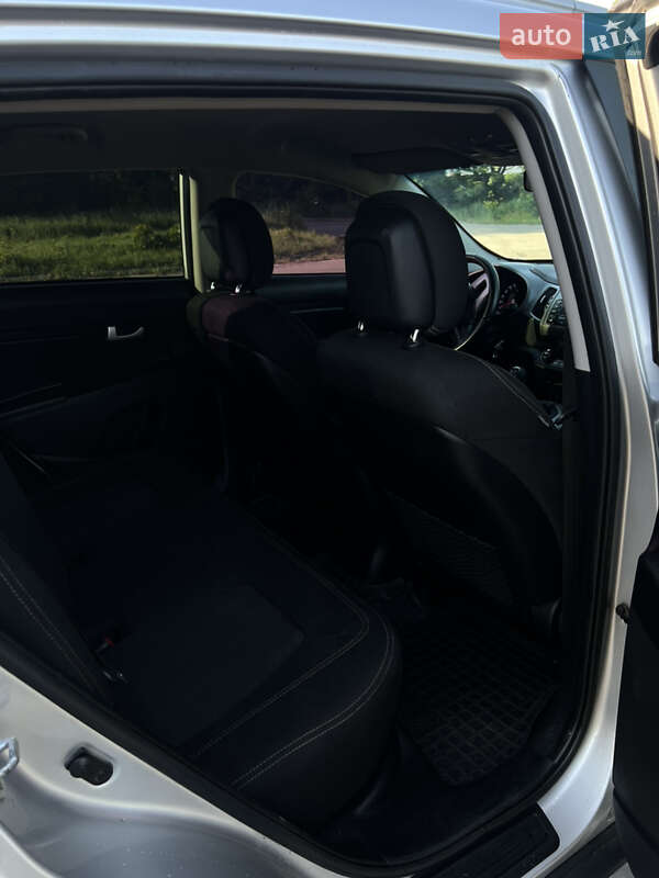 Внедорожник / Кроссовер Kia Sportage 2015 в Полтаве