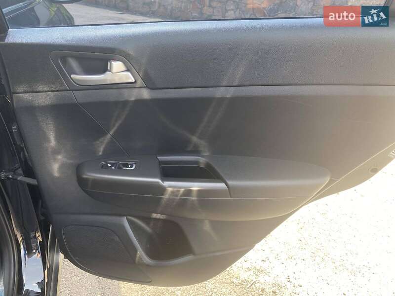 Позашляховик / Кросовер Kia Sportage 2018 в Запоріжжі