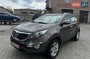 Позашляховик / Кросовер Kia Sportage 2011 в Луцьку