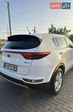 Позашляховик / Кросовер Kia Sportage 2015 в 