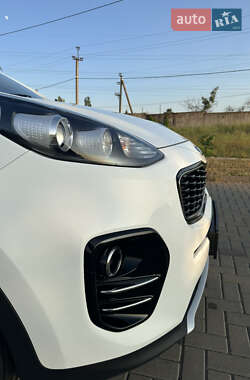 Позашляховик / Кросовер Kia Sportage 2015 в 
