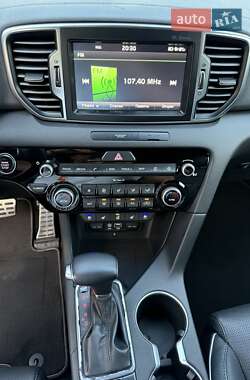 Внедорожник / Кроссовер Kia Sportage 2017 в 