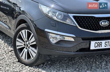 Внедорожник / Кроссовер Kia Sportage 2015 в 