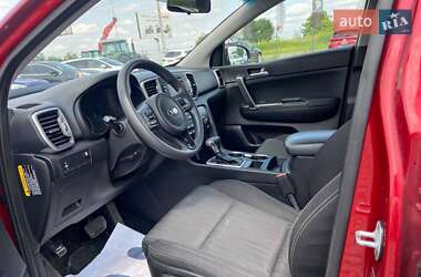 Позашляховик / Кросовер Kia Sportage 2017 в 