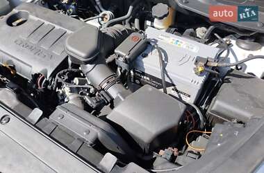 Внедорожник / Кроссовер Kia Sportage 2011 в 