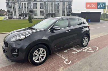 Позашляховик / Кросовер Kia Sportage 2017 в Львові