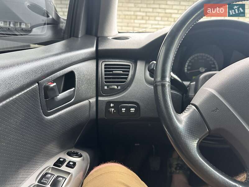 Позашляховик / Кросовер Kia Sportage 2006 в Стрию